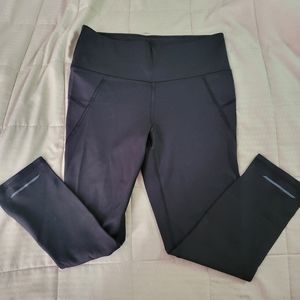 Athleta capri leggings.